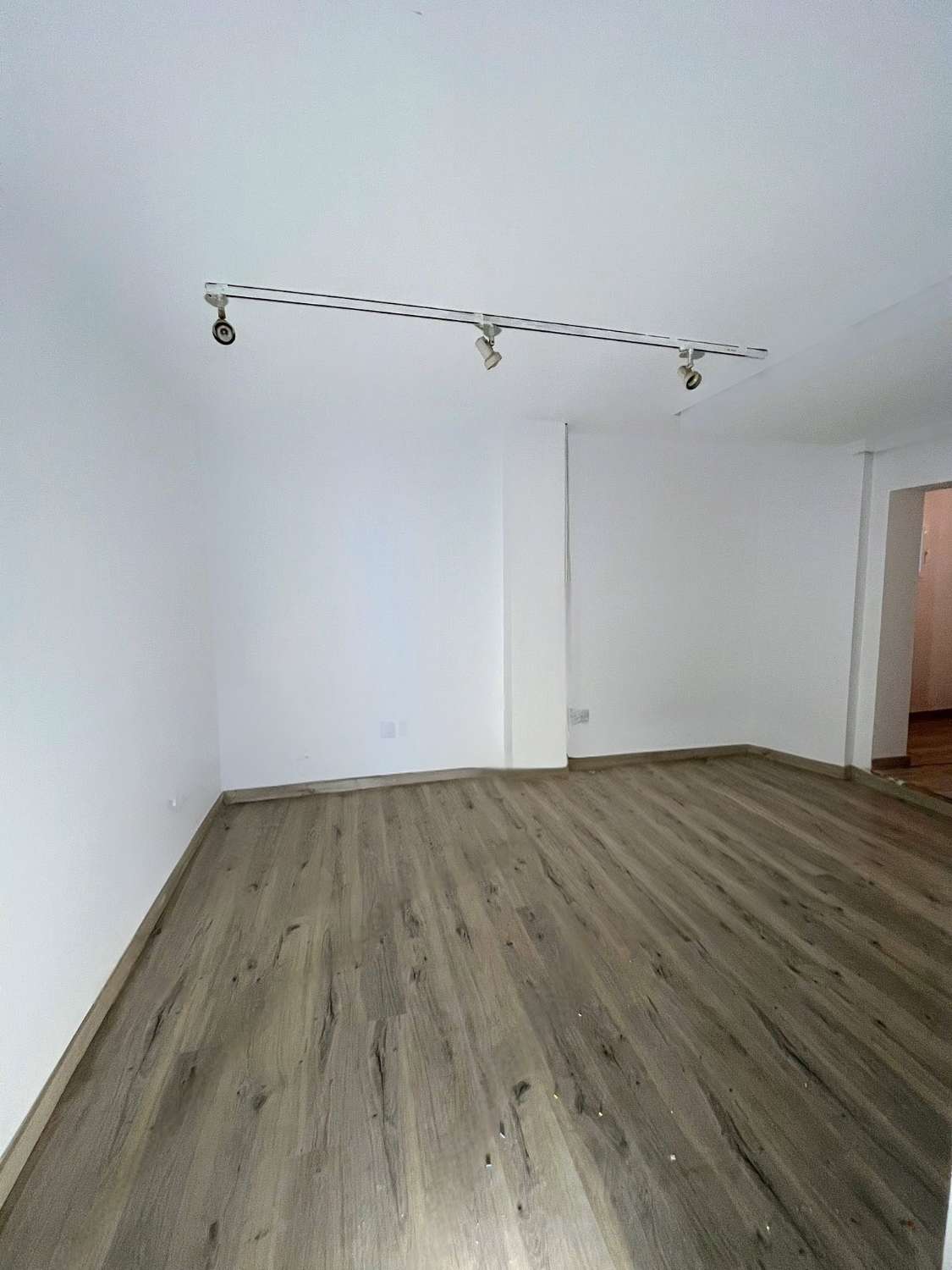 اعمال للبيع في Las Lagunas (Mijas)