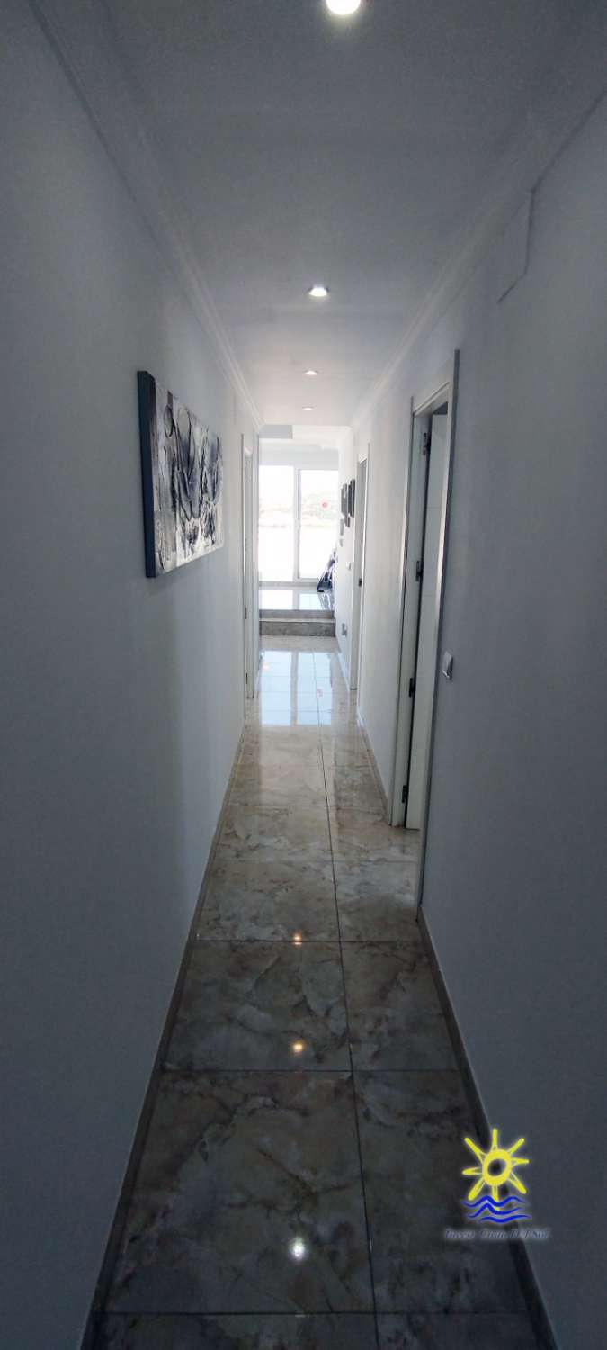 Ático en venta Primera Línea de playa Fuengirola